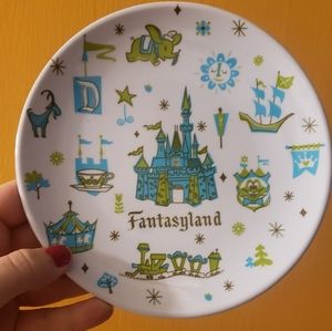 Disney Parks Fantasy land plate